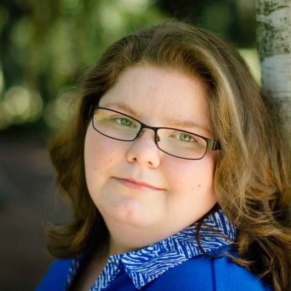 Meet your Posher, Stephanie - Picture 1 of 1
